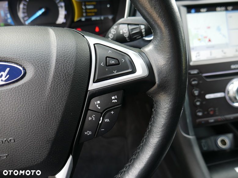 Ford Mondeo 2.0 Hybrid Titanium - 15