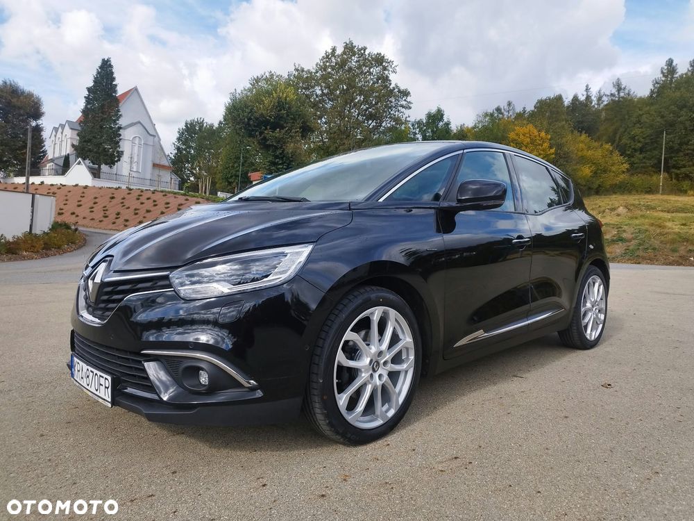 Renault Scenic TCe 160 GPF BLACK EDITION - 11