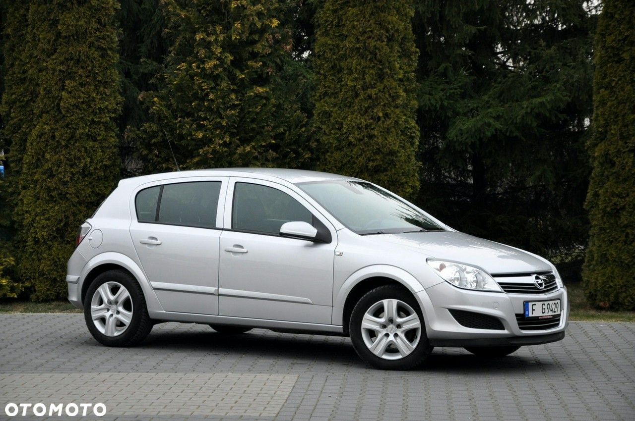 Opel Astra - 4