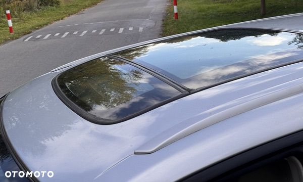 Subaru Legacy - 24