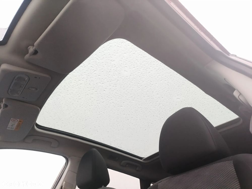 Nissan Qashqai 1.6 DIG-T N-Connecta - 12