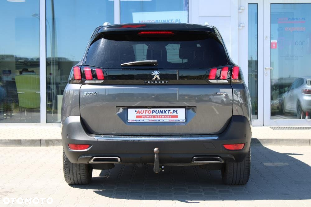 Peugeot 5008 - 4