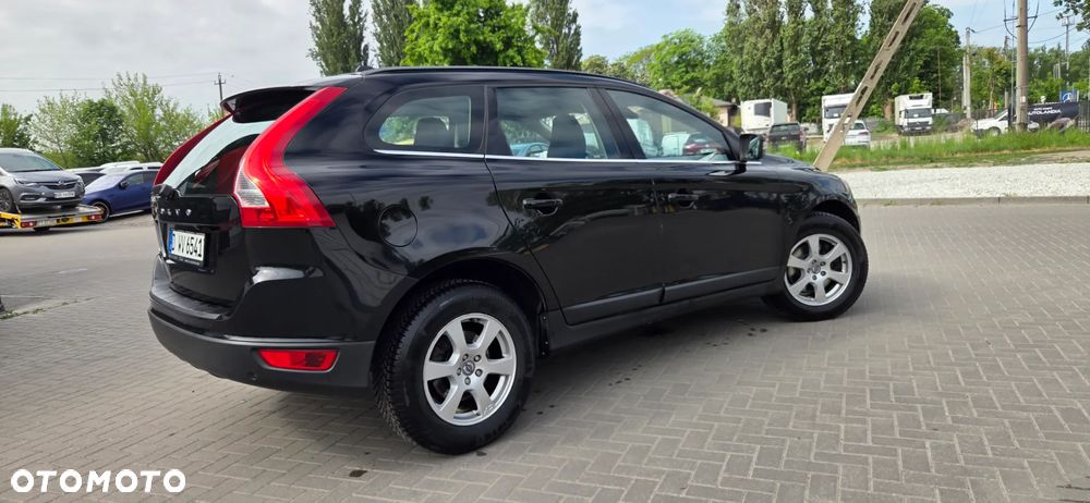 Volvo XC 60 D4 Geartronic Momentum - 15