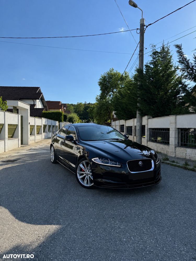 Jaguar XF 2.2D Luxury - 1