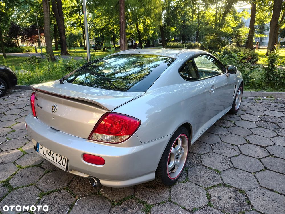 Hyundai Coupe - 4