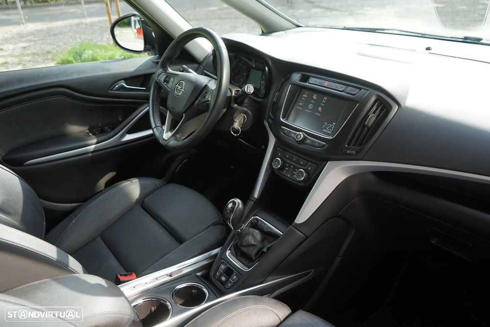 Opel Zafira 1.6 D S&S Business Innovation - 17