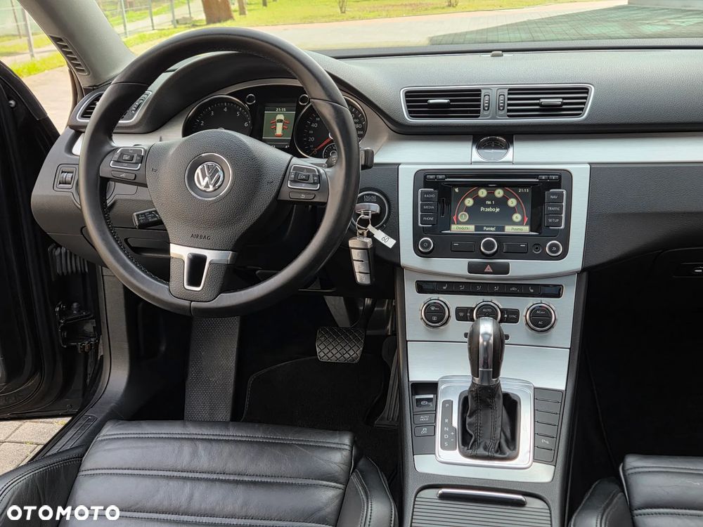 Volkswagen Passat 1.8 TSI DSG Highline - 20
