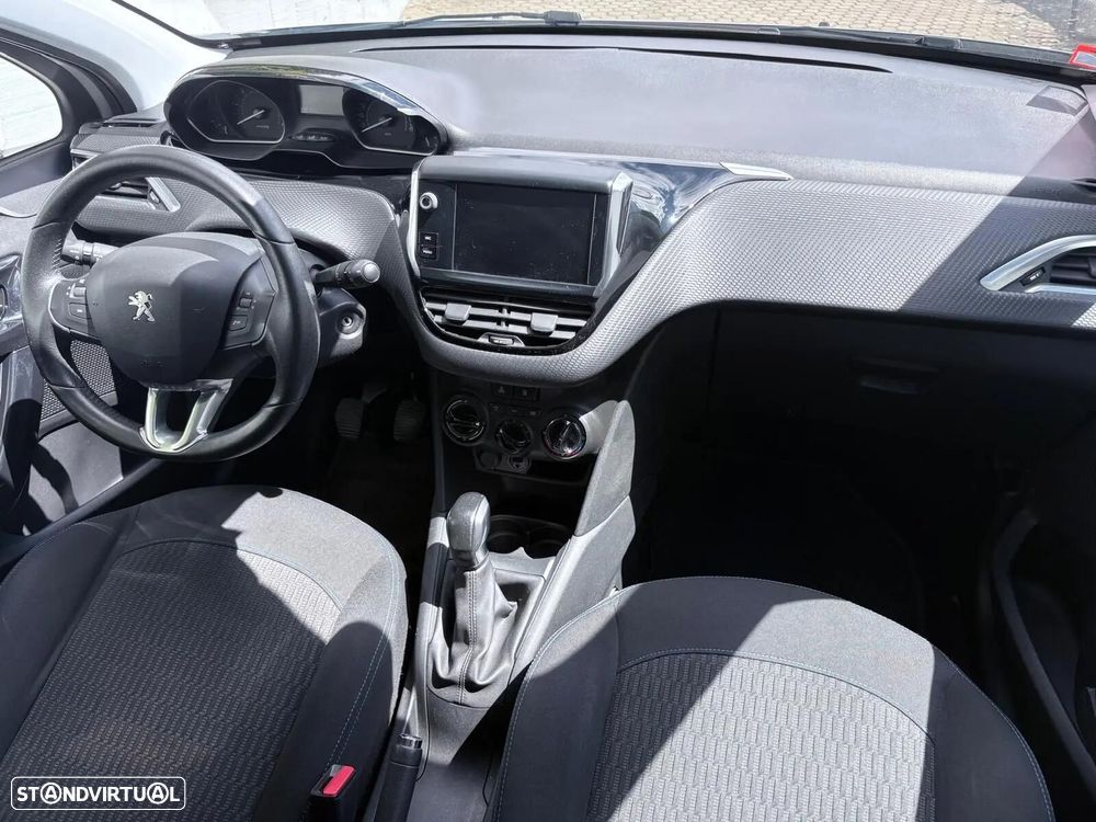 Peugeot 208 1.6 BlueHDi Style - 31