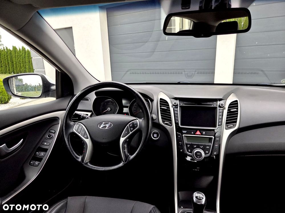 Hyundai i30 - 22