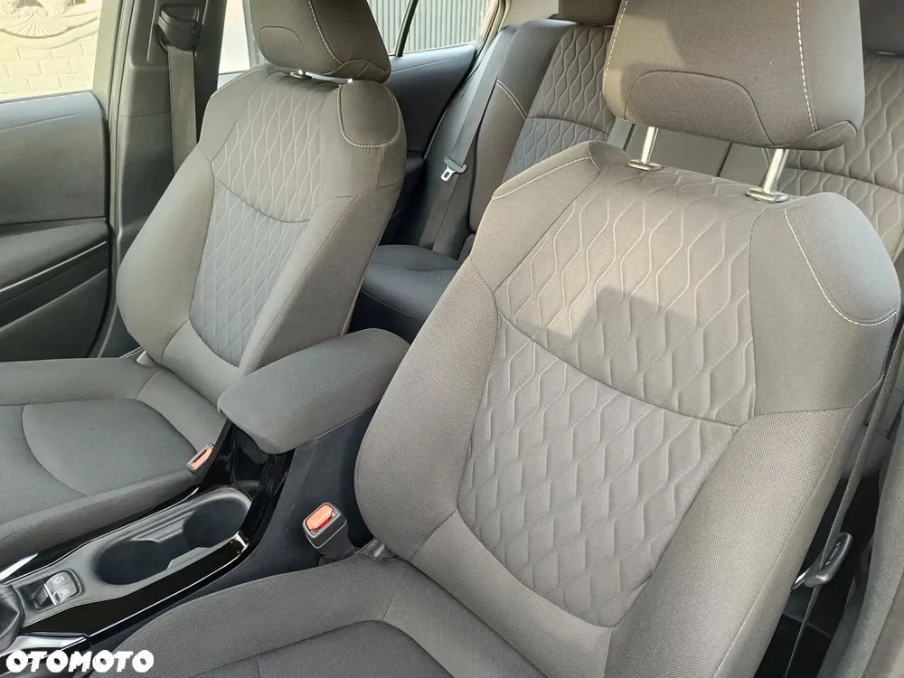 Toyota Corolla 1.6 Comfort - 27