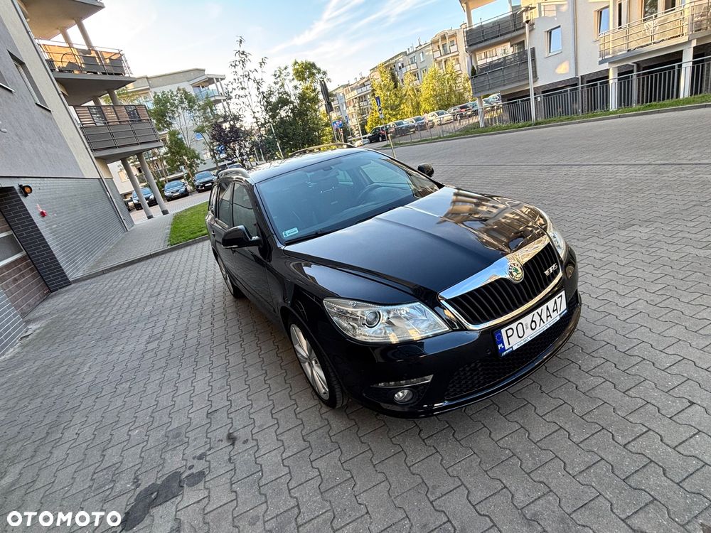 Skoda Octavia 2.0 TFSI RS DSG - 5