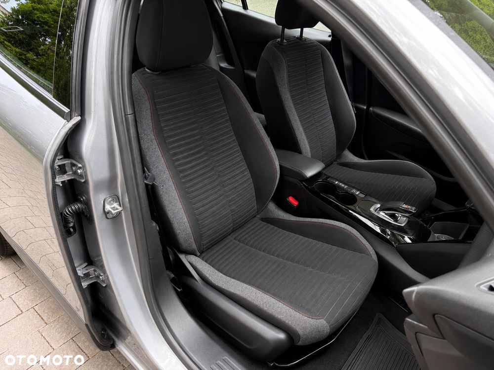 Peugeot 2008 50kWh Style - 31