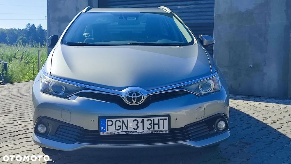 Toyota Auris 1.6 D-4D Premium - 21