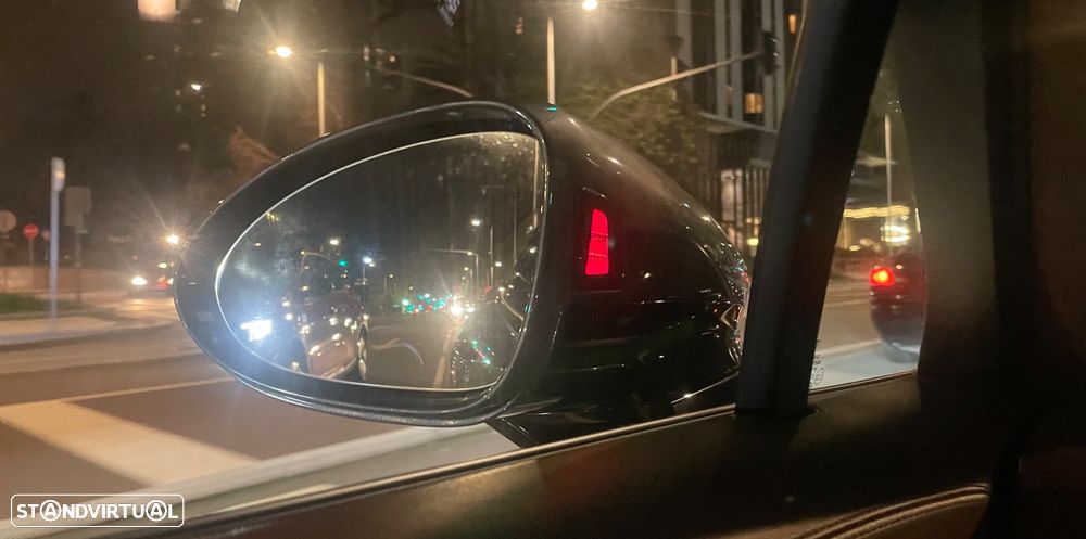 Porsche Panamera Sport Turismo 4 E-Hybrid 10 Years Edition - 30