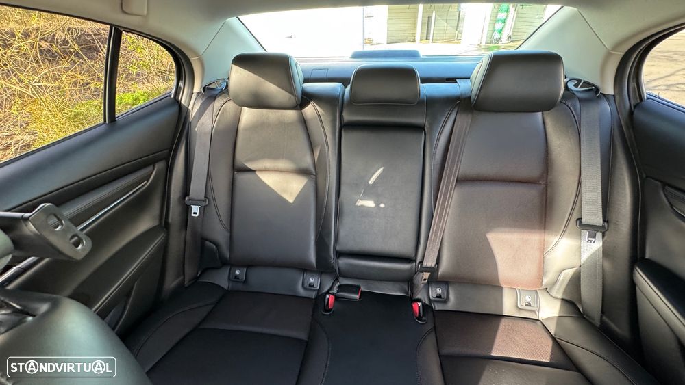 Mazda 3 2.0 Sky-G Excellence - 23