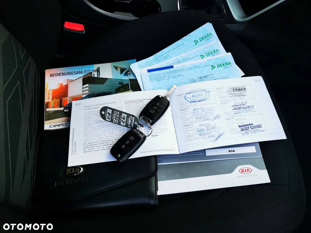 Kia Ceed - 17