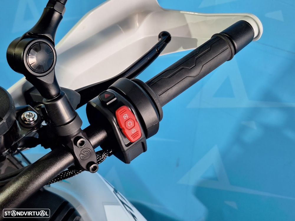 CF Moto 1000MT-X - 8