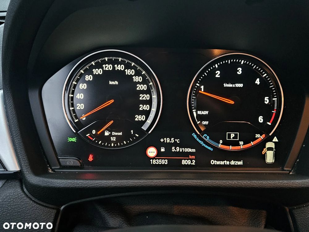 BMW X1 sDrive18d Advantage - 11