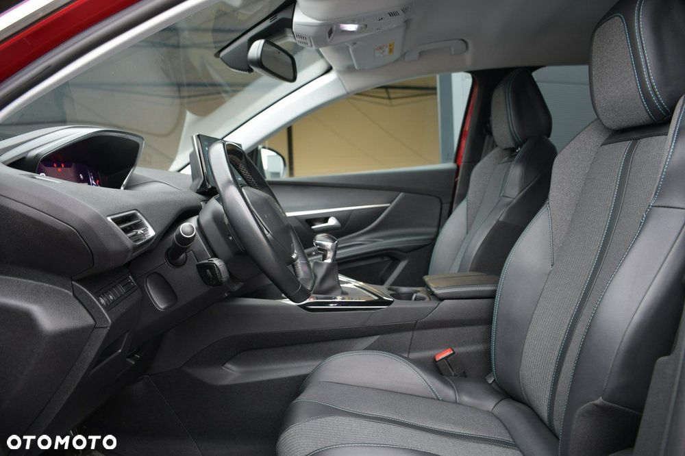 Peugeot 3008 1.2 PureTech Allure Pack S&S - 17