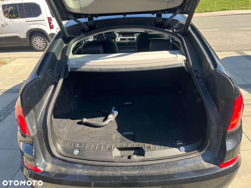 BMW 5GT 530d - 26