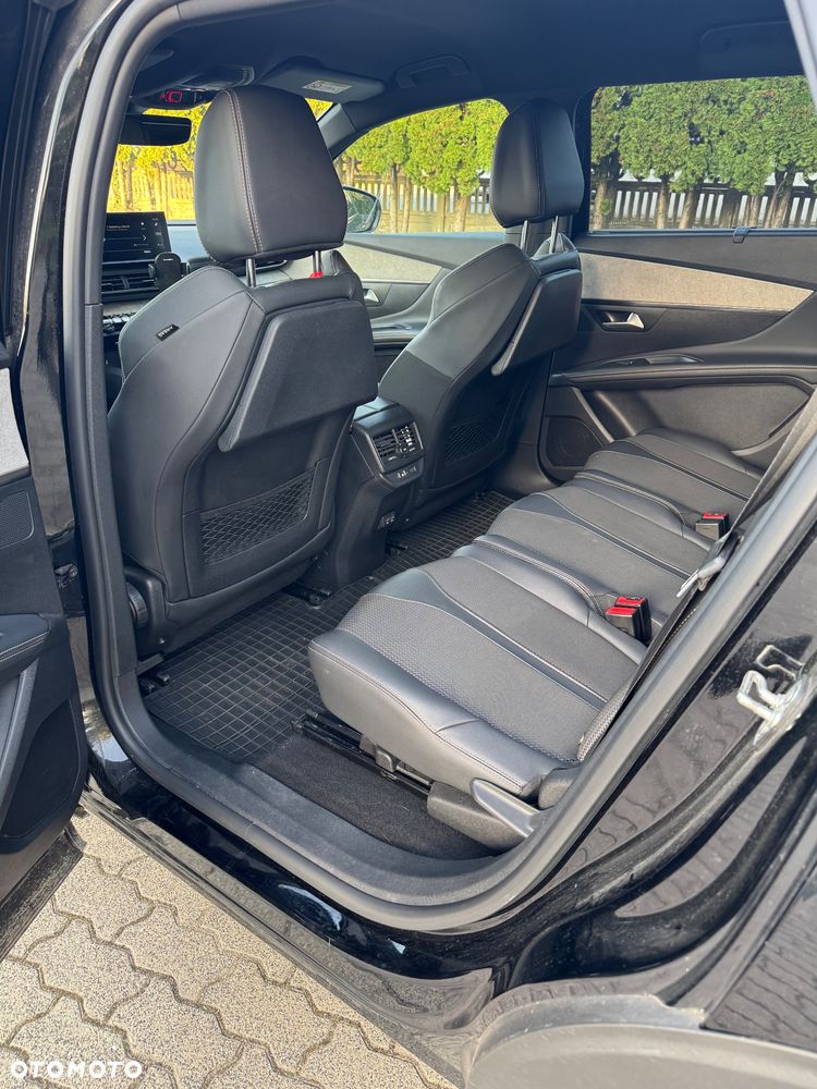 Peugeot 5008 PureTech 130 EAT8 Stop & Start GT - 18