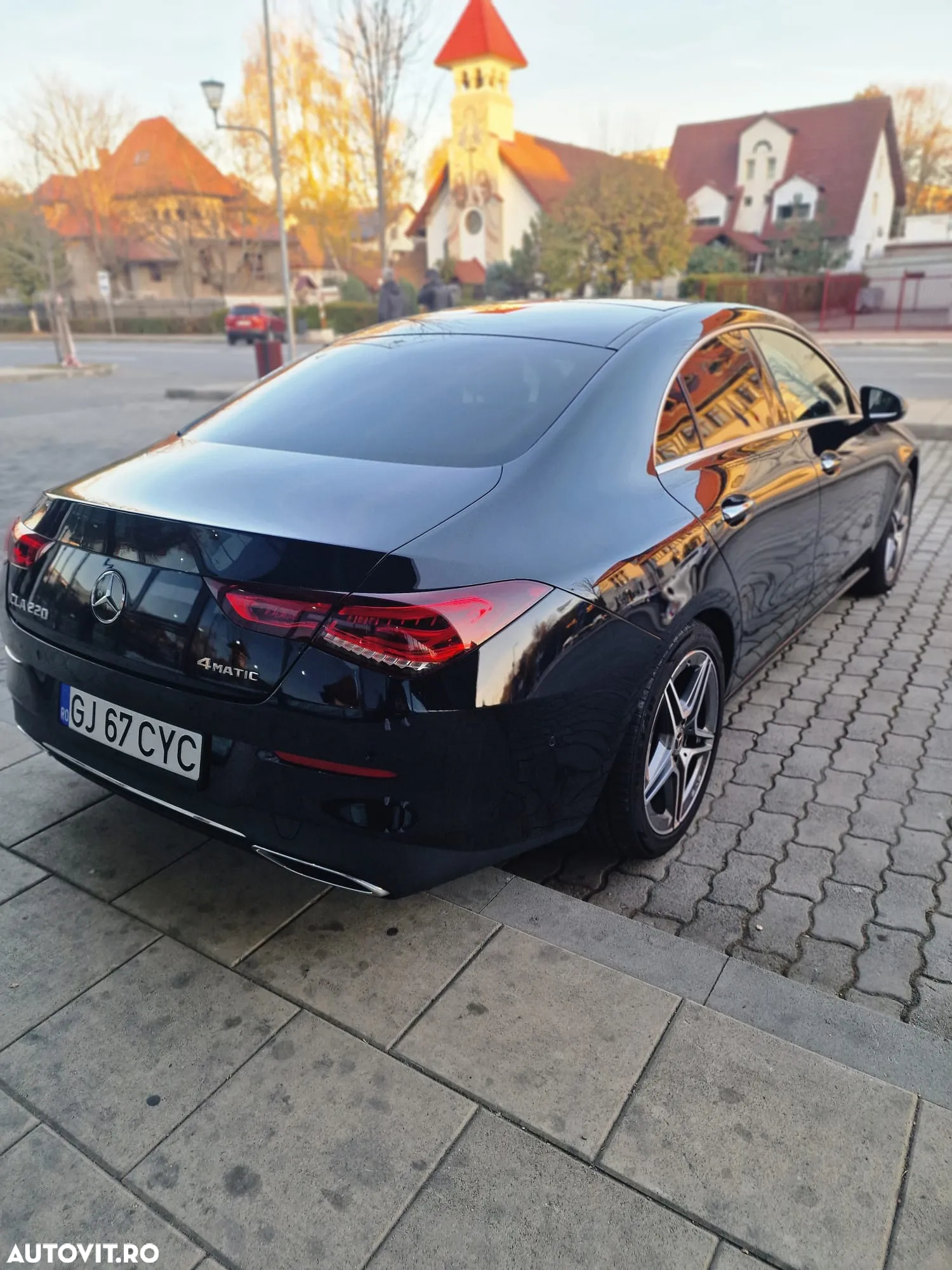 Mercedes-Benz CLA 220 4Matic 7G-DCT AMG Line - 5