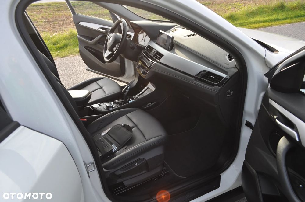 BMW X2 sDrive16d - 22
