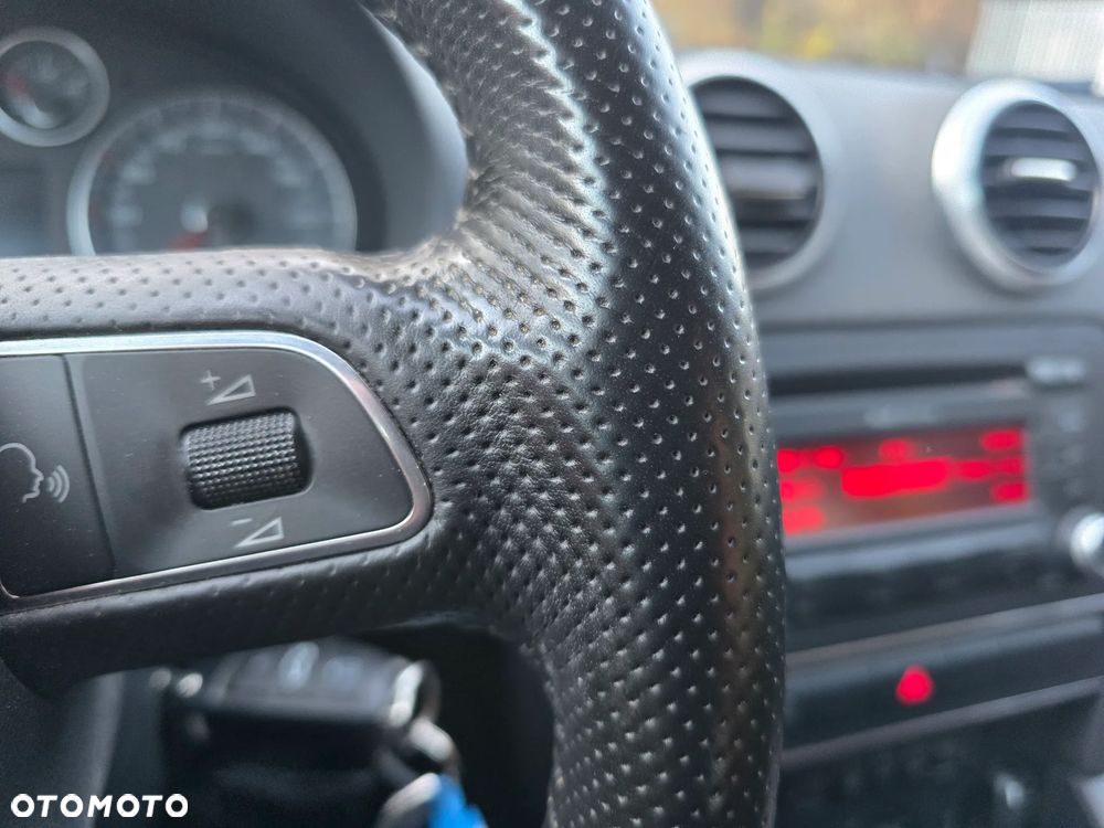 Audi A3 Sportback - 12