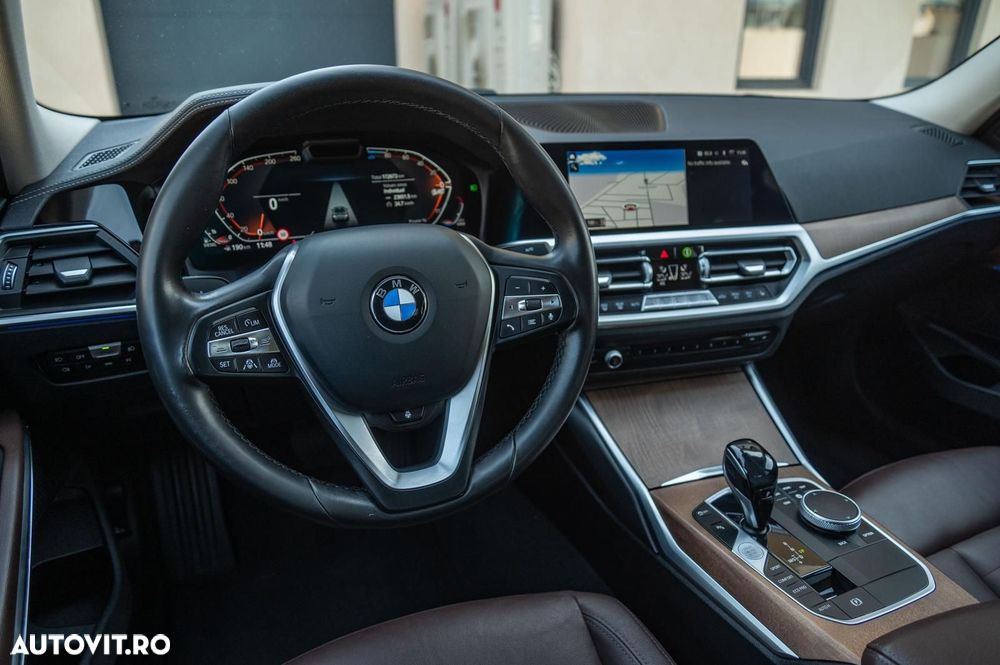 BMW Seria 3 320d xDrive AT Luxury Line - 16