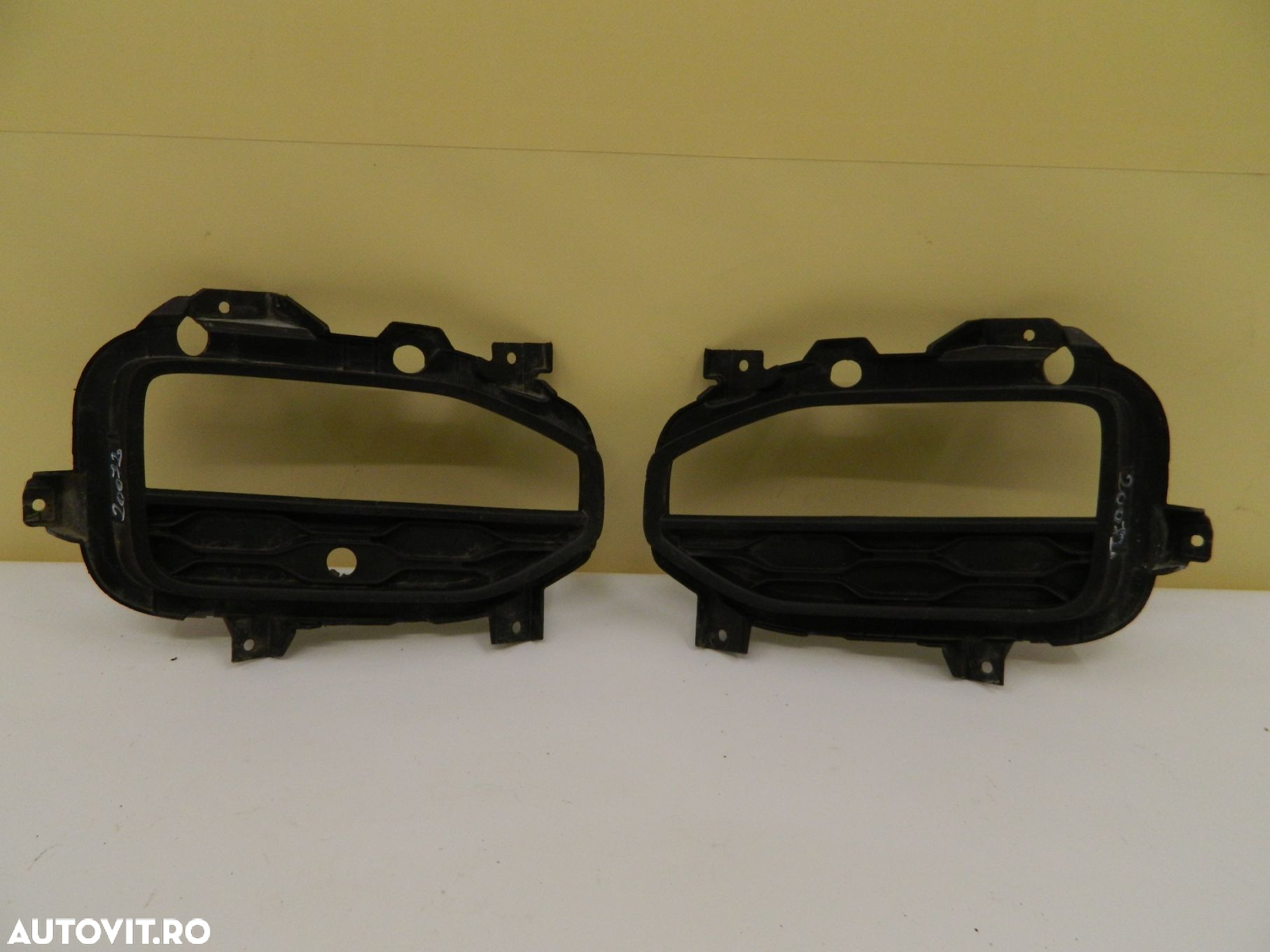 Set grile proiectoare VW T-Roc, 2018, 2019, 2020, 2021, 2GA853212H / 2GA853211F. - 3