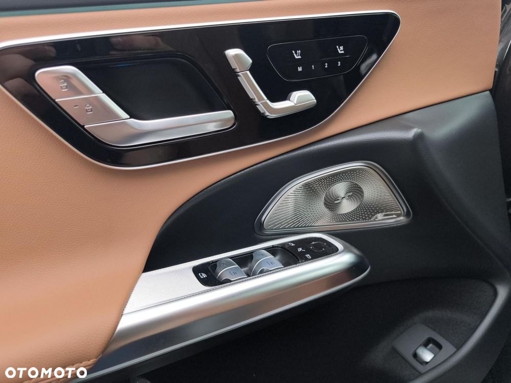 Mercedes-Benz Klasa E - 13