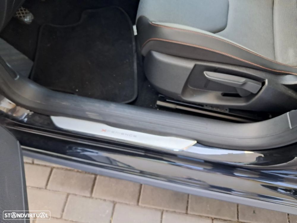 SEAT Leon X-Perience 1.6 TDi S/S - 4