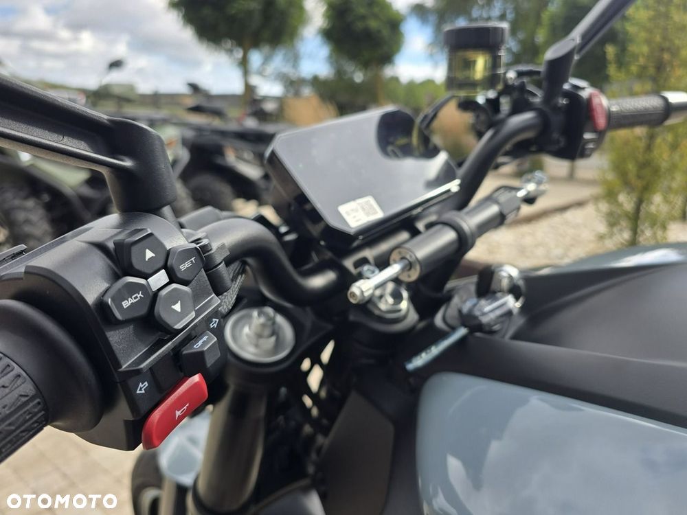 CFMoto NK - 15