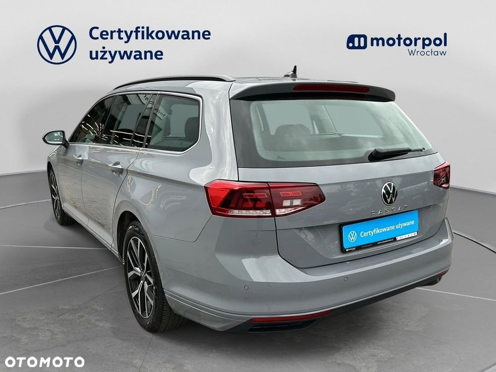 Volkswagen Passat 2023 photo 2