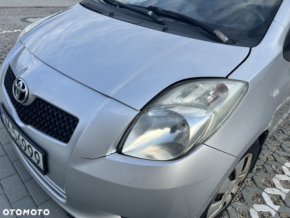 Toyota Yaris 1.3 Luna - 8