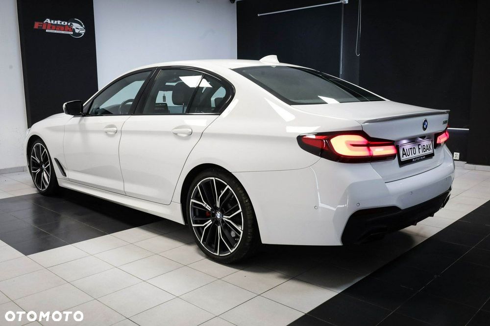 BMW Seria 5 530i mHEV M Sport sport - 14