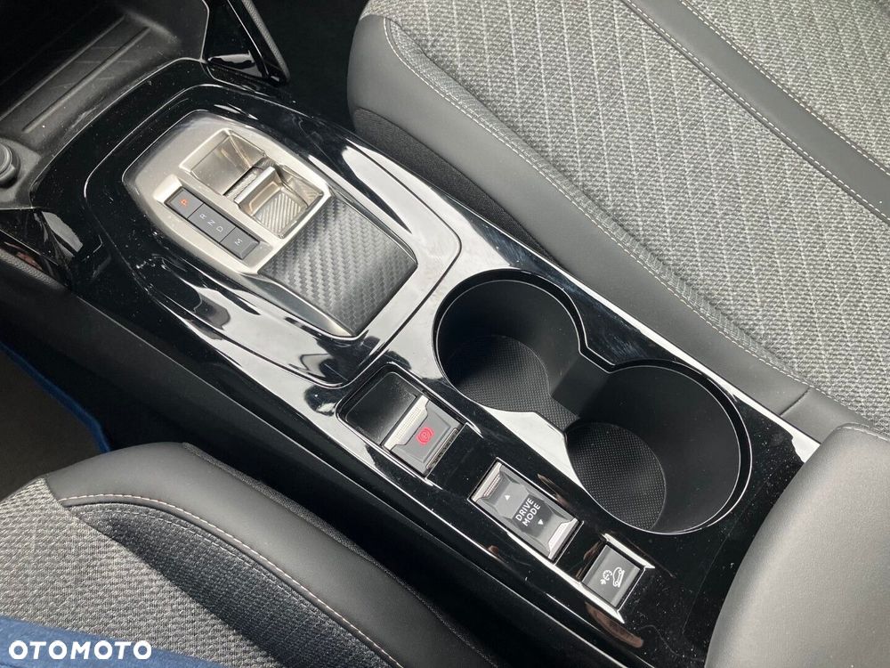 Peugeot 2008 1.2 PureTech Allure Pack S&S EAT8 - 17