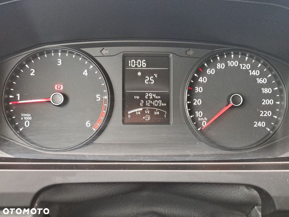 Volkswagen Caravelle 2.0 TDI L1 Trendline 4Motion - 16