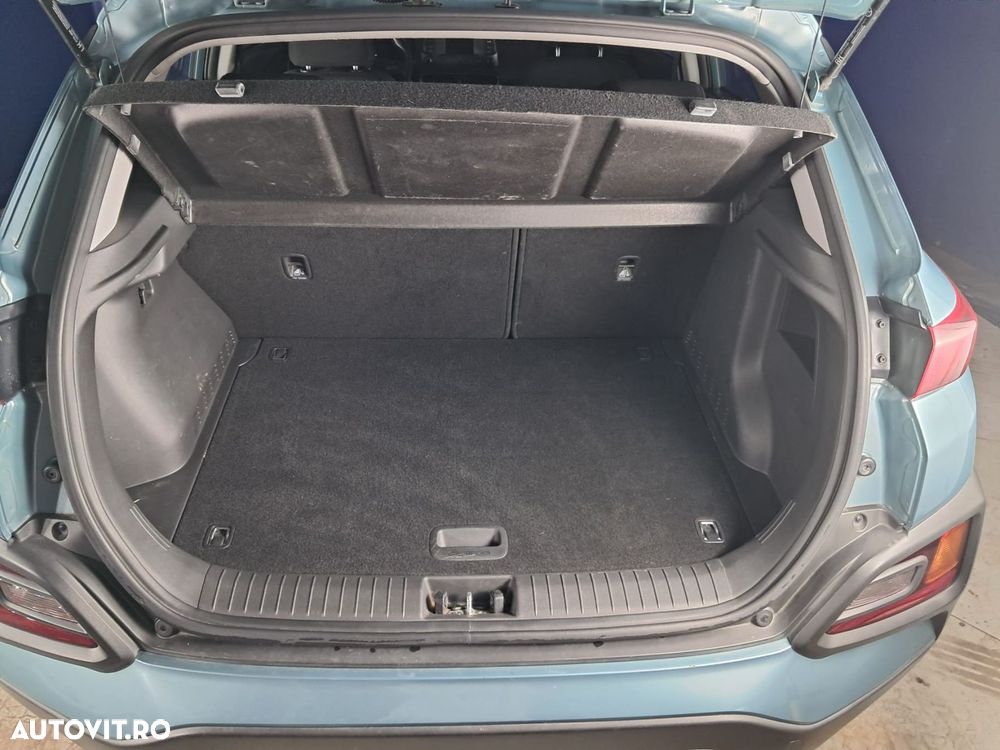 Hyundai KONA - 24