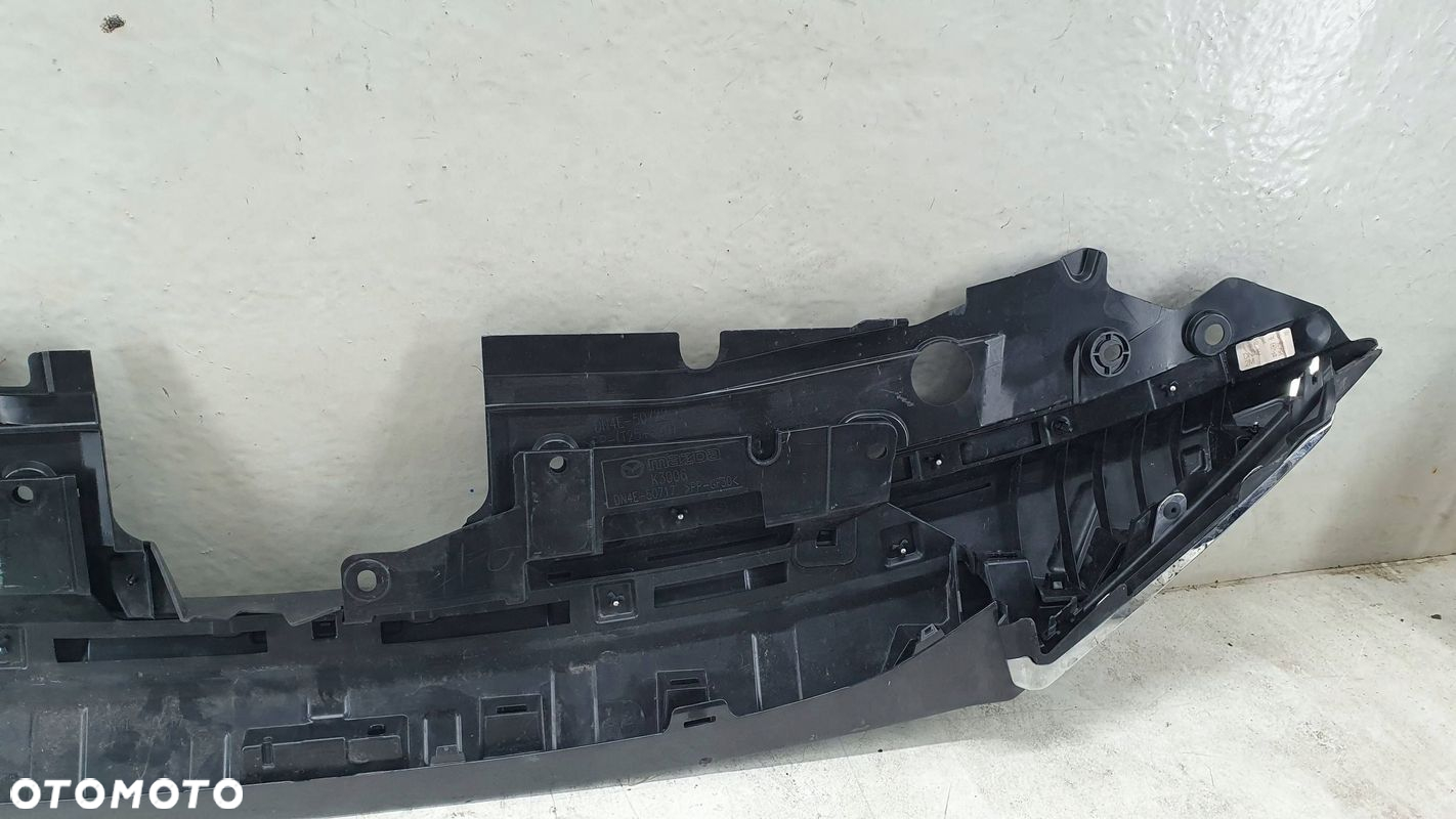 Mazda MX-30 Grill atrapa blenda górna - 8