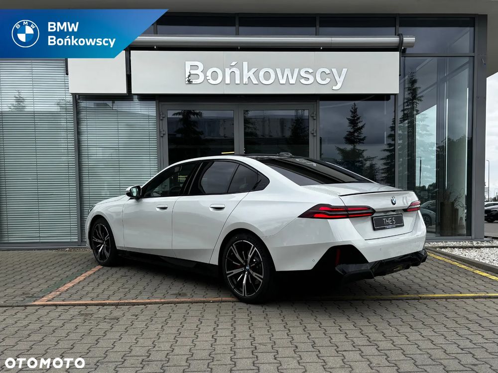 BMW Seria 5 520i mHEV sport - 6