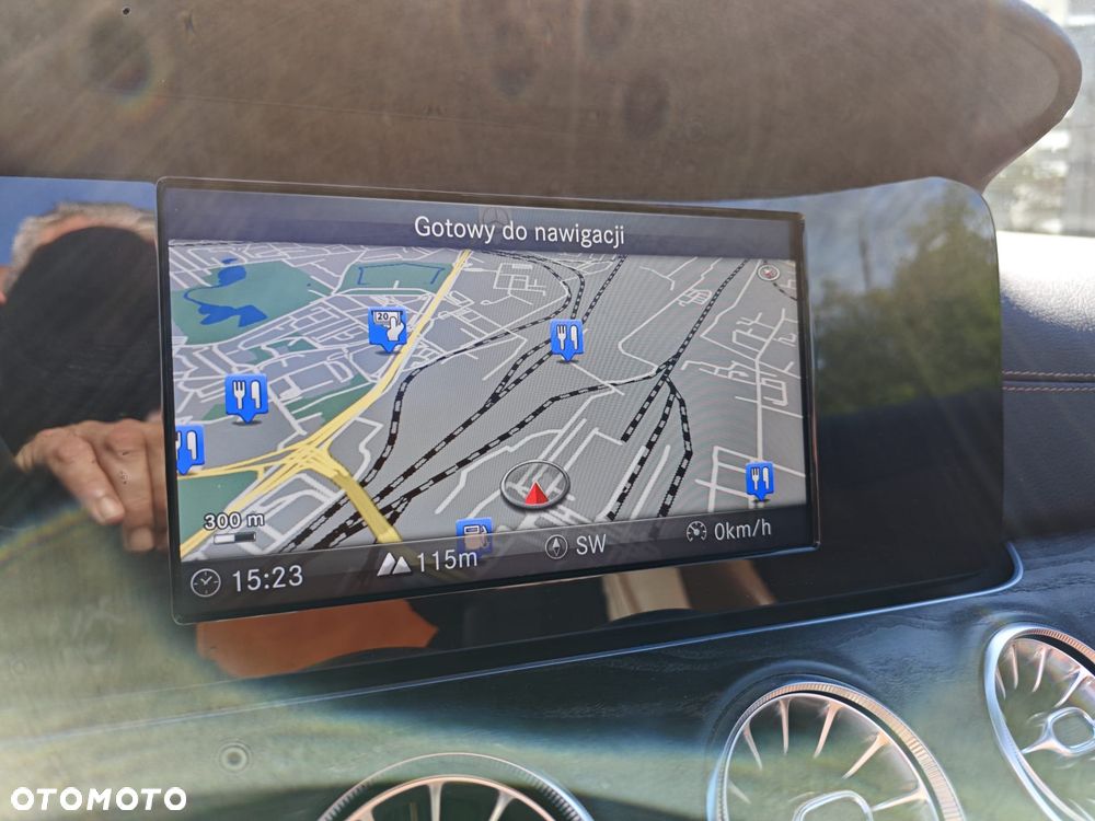 Mercedes-Benz Klasa E 300 9G-TRONIC Avantgarde - 30