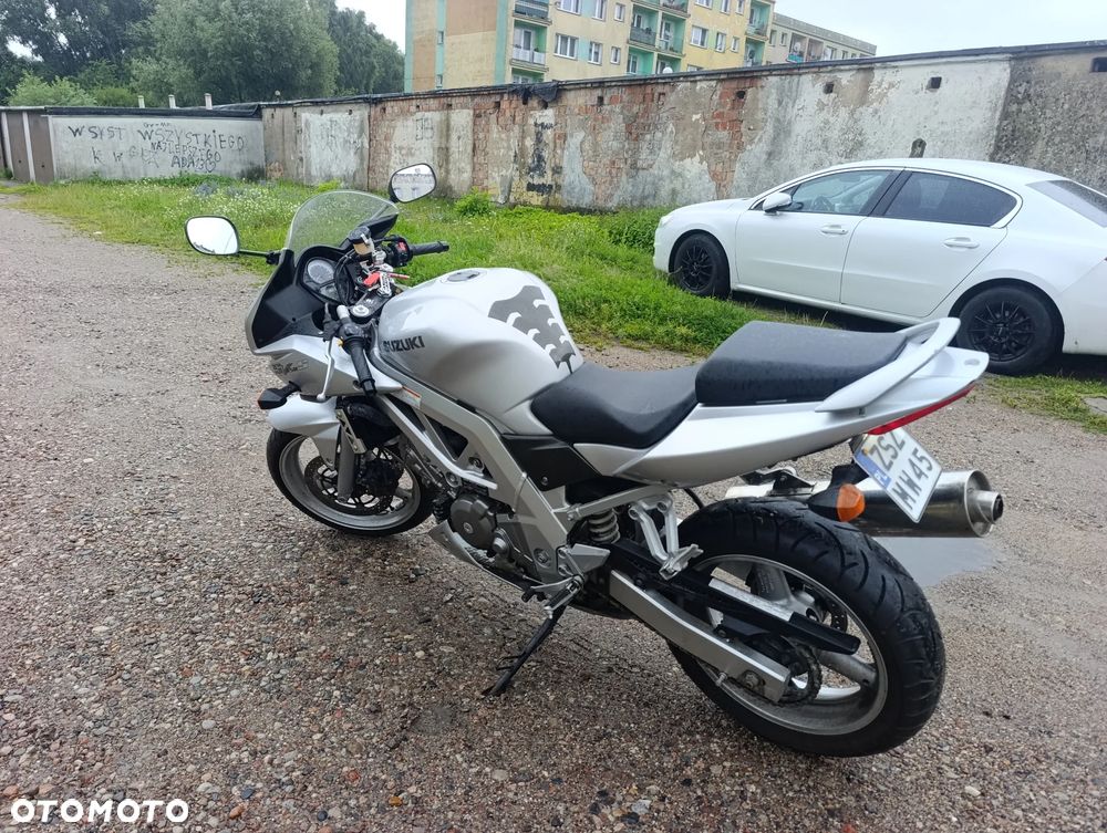 Suzuki SV - 4