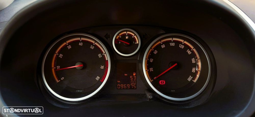 Opel Corsa 1.2 - 13