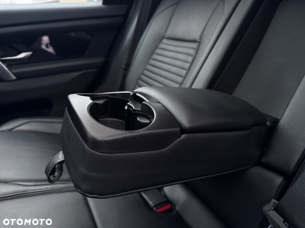 Land Rover Discovery Sport - 25