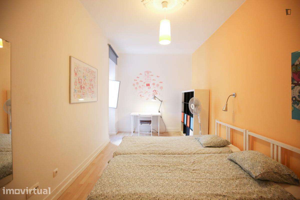 Quarto - localizado em Entrecampos Lisbon - Grande imagem: 2/43