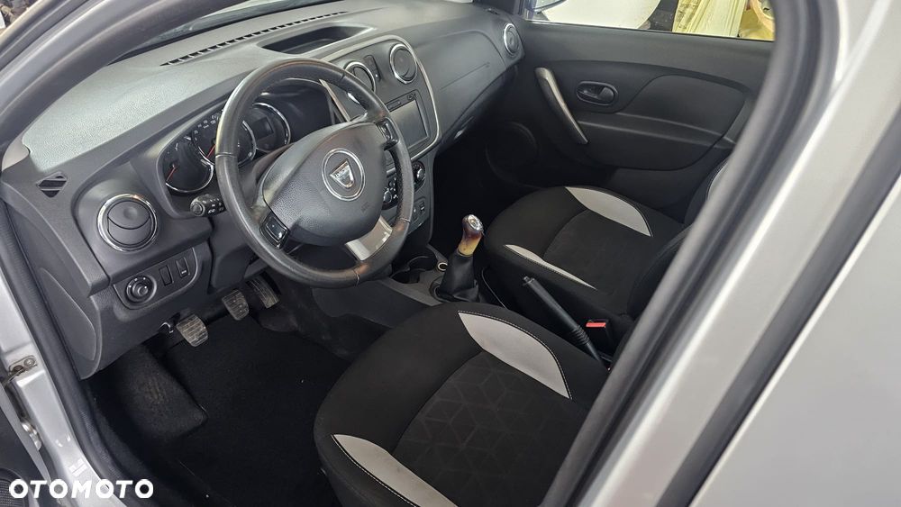Dacia Sandero Stepway TCe 90 (S&S) Celebration - 26