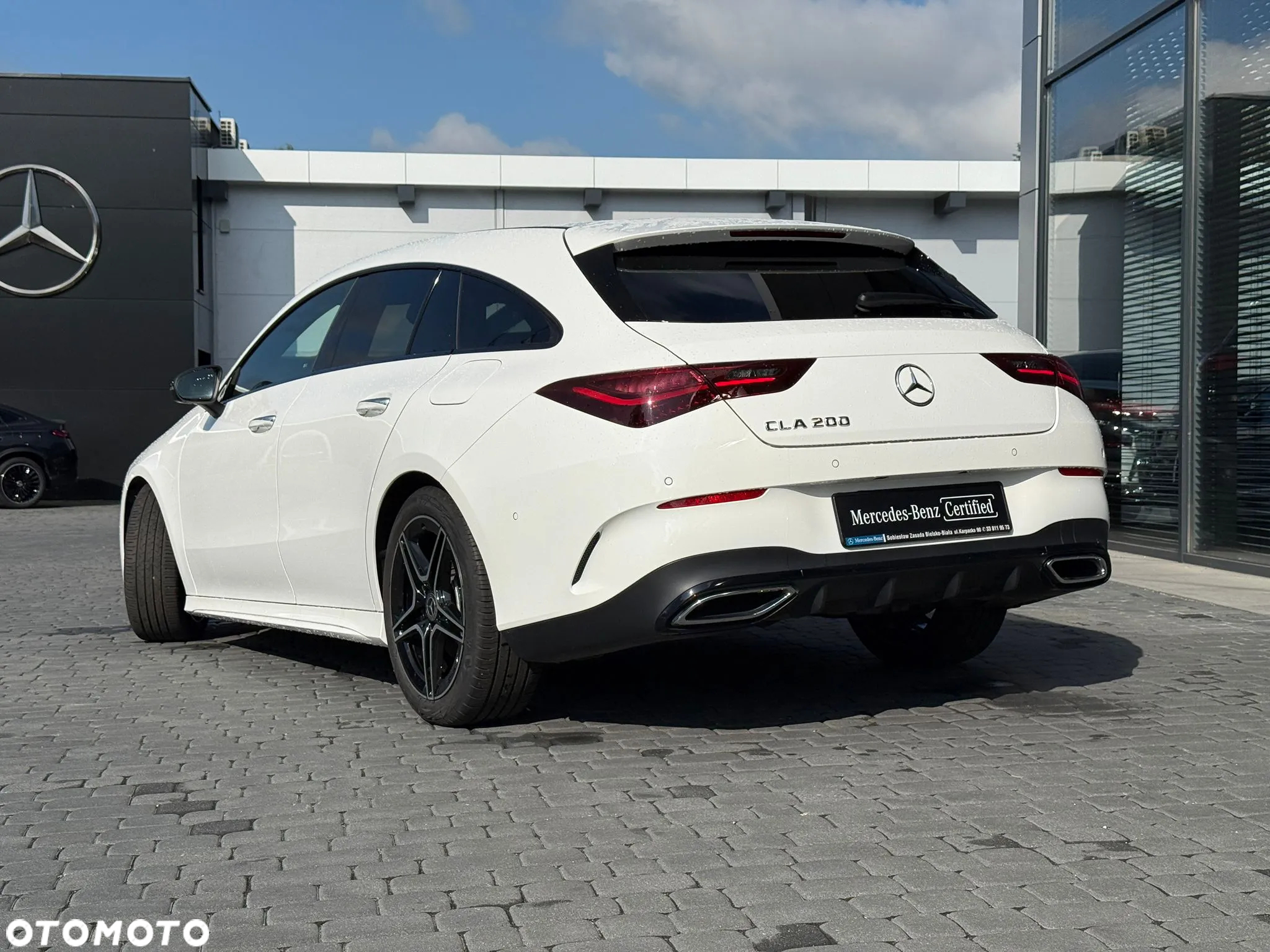 Mercedes-Benz CLA 200 AMG Line 7G-DCT - 2