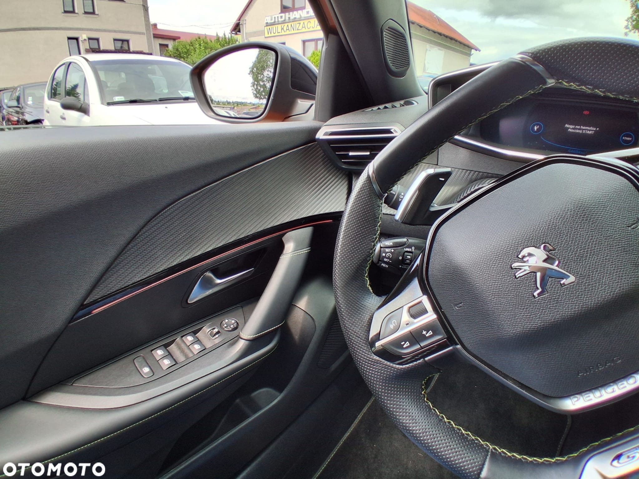 Peugeot 2008 PureTech 130 GT S&S EAT8 - 19