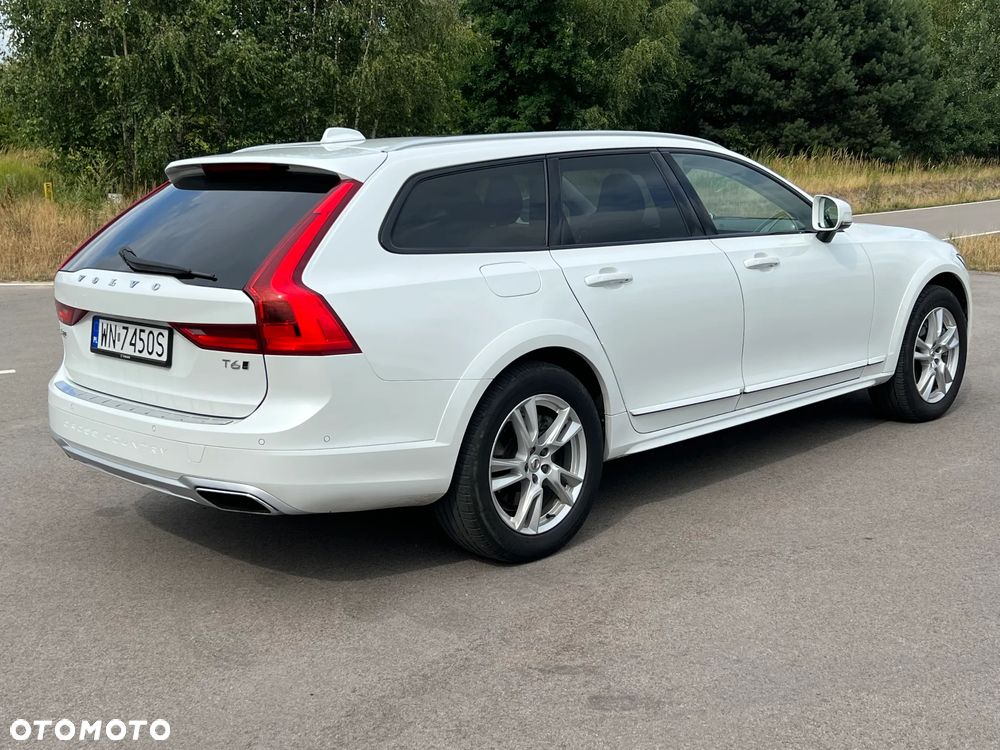 Volvo V90 Cross Country T6 AWD - 13